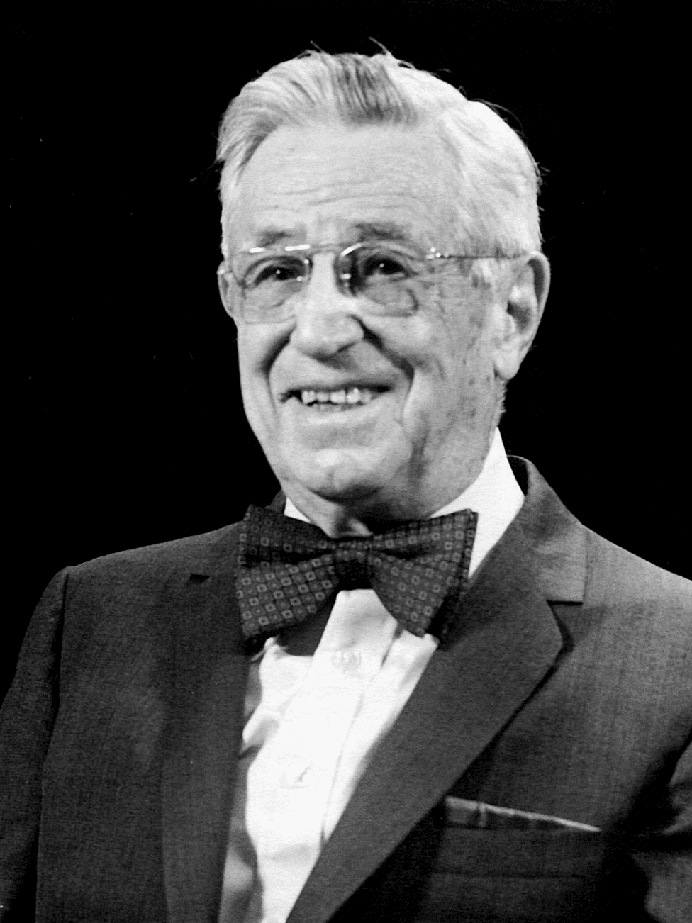 Hollis Arnett portrait